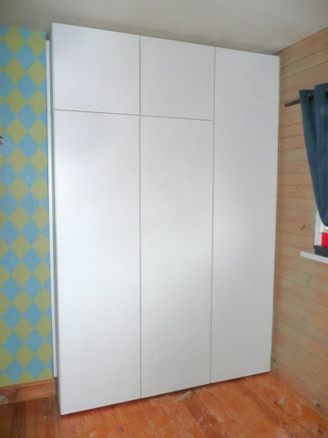purpose made wardrobes